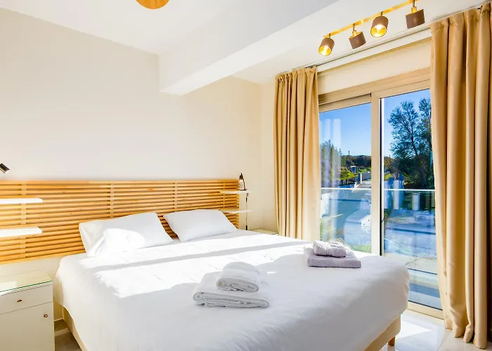 Stella Sunset Nea Dimmata