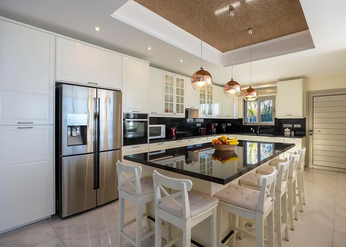 Stella Sunset Villa *